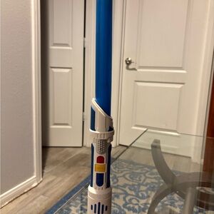 Star Wars Blue and White scream Lightsaber
